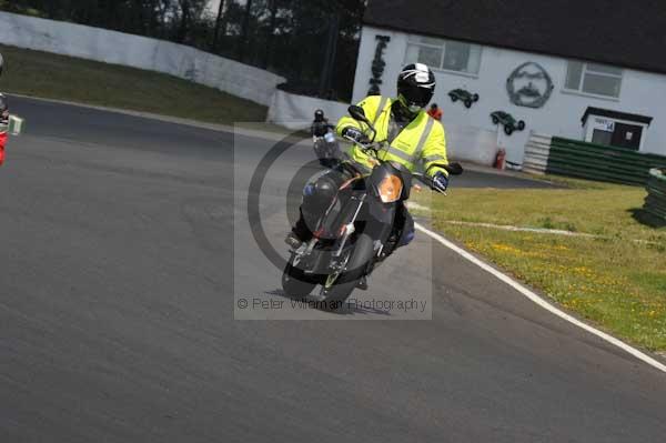 anglesey;brands hatch;cadwell park;croft;digital images;donington park;enduro;enduro digital images;event;event digital images;eventdigitalimages;mallory park;no limits;oulton park;peter wileman photography;racing;racing digital images;silverstone;snetterton;trackday;trackday digital images;trackday photos;vintage;vmcc banbury run;welsh 2 day enduro