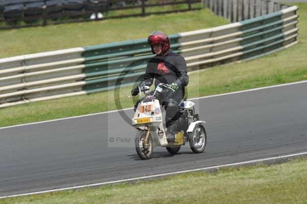 anglesey;brands hatch;cadwell park;croft;digital images;donington park;enduro;enduro digital images;event;event digital images;eventdigitalimages;mallory park;no limits;oulton park;peter wileman photography;racing;racing digital images;silverstone;snetterton;trackday;trackday digital images;trackday photos;vintage;vmcc banbury run;welsh 2 day enduro