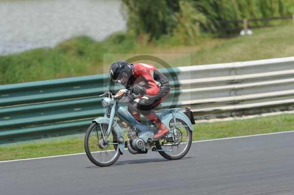 anglesey;brands hatch;cadwell park;croft;digital images;donington park;enduro;enduro digital images;event;event digital images;eventdigitalimages;mallory park;no limits;oulton park;peter wileman photography;racing;racing digital images;silverstone;snetterton;trackday;trackday digital images;trackday photos;vintage;vmcc banbury run;welsh 2 day enduro