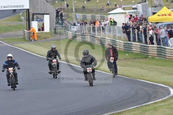 anglesey;brands hatch;cadwell park;croft;digital images;donington park;enduro;enduro digital images;event;event digital images;eventdigitalimages;mallory park;no limits;oulton park;peter wileman photography;racing;racing digital images;silverstone;snetterton;trackday;trackday digital images;trackday photos;vintage;vmcc banbury run;welsh 2 day enduro