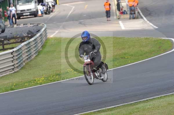 anglesey;brands hatch;cadwell park;croft;digital images;donington park;enduro;enduro digital images;event;event digital images;eventdigitalimages;mallory park;no limits;oulton park;peter wileman photography;racing;racing digital images;silverstone;snetterton;trackday;trackday digital images;trackday photos;vintage;vmcc banbury run;welsh 2 day enduro