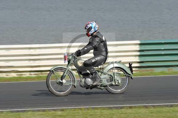 anglesey;brands hatch;cadwell park;croft;digital images;donington park;enduro;enduro digital images;event;event digital images;eventdigitalimages;mallory park;no limits;oulton park;peter wileman photography;racing;racing digital images;silverstone;snetterton;trackday;trackday digital images;trackday photos;vintage;vmcc banbury run;welsh 2 day enduro