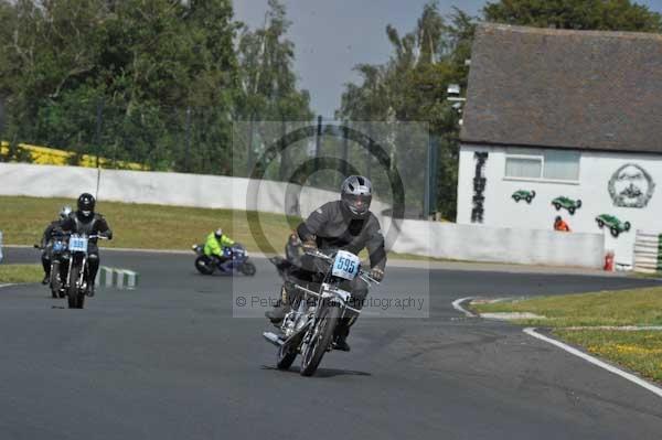 anglesey;brands hatch;cadwell park;croft;digital images;donington park;enduro;enduro digital images;event;event digital images;eventdigitalimages;mallory park;no limits;oulton park;peter wileman photography;racing;racing digital images;silverstone;snetterton;trackday;trackday digital images;trackday photos;vintage;vmcc banbury run;welsh 2 day enduro