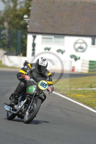 anglesey;brands hatch;cadwell park;croft;digital images;donington park;enduro;enduro digital images;event;event digital images;eventdigitalimages;mallory park;no limits;oulton park;peter wileman photography;racing;racing digital images;silverstone;snetterton;trackday;trackday digital images;trackday photos;vintage;vmcc banbury run;welsh 2 day enduro