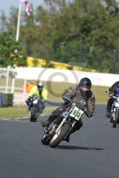 anglesey;brands hatch;cadwell park;croft;digital images;donington park;enduro;enduro digital images;event;event digital images;eventdigitalimages;mallory park;no limits;oulton park;peter wileman photography;racing;racing digital images;silverstone;snetterton;trackday;trackday digital images;trackday photos;vintage;vmcc banbury run;welsh 2 day enduro