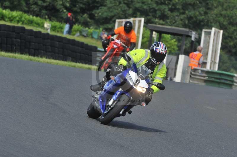 Mallory park Leicestershire;Mallory park photographs;Motorcycle action photographs;classic bikes;event digital images;eventdigitalimages;mallory park;no limits trackday;peter wileman photography;vintage bikes;vintage motorcycles;vmcc festival 1000 bikes