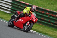 Mallory-park-Leicestershire;Mallory-park-photographs;Motorcycle-action-photographs;classic-bikes;event-digital-images;eventdigitalimages;mallory-park;no-limits-trackday;peter-wileman-photography;vintage-bikes;vintage-motorcycles;vmcc-festival-1000-bikes