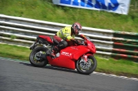 Mallory-park-Leicestershire;Mallory-park-photographs;Motorcycle-action-photographs;classic-bikes;event-digital-images;eventdigitalimages;mallory-park;no-limits-trackday;peter-wileman-photography;vintage-bikes;vintage-motorcycles;vmcc-festival-1000-bikes