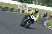 Mallory-park-Leicestershire;Mallory-park-photographs;Motorcycle-action-photographs;classic-bikes;event-digital-images;eventdigitalimages;mallory-park;no-limits-trackday;peter-wileman-photography;vintage-bikes;vintage-motorcycles;vmcc-festival-1000-bikes