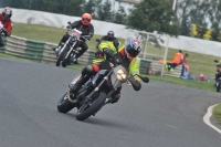 Mallory-park-Leicestershire;Mallory-park-photographs;Motorcycle-action-photographs;classic-bikes;event-digital-images;eventdigitalimages;mallory-park;no-limits-trackday;peter-wileman-photography;vintage-bikes;vintage-motorcycles;vmcc-festival-1000-bikes