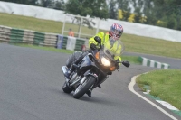 Mallory-park-Leicestershire;Mallory-park-photographs;Motorcycle-action-photographs;classic-bikes;event-digital-images;eventdigitalimages;mallory-park;no-limits-trackday;peter-wileman-photography;vintage-bikes;vintage-motorcycles;vmcc-festival-1000-bikes