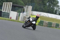 Mallory-park-Leicestershire;Mallory-park-photographs;Motorcycle-action-photographs;classic-bikes;event-digital-images;eventdigitalimages;mallory-park;no-limits-trackday;peter-wileman-photography;vintage-bikes;vintage-motorcycles;vmcc-festival-1000-bikes