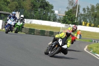 Mallory-park-Leicestershire;Mallory-park-photographs;Motorcycle-action-photographs;classic-bikes;event-digital-images;eventdigitalimages;mallory-park;no-limits-trackday;peter-wileman-photography;vintage-bikes;vintage-motorcycles;vmcc-festival-1000-bikes