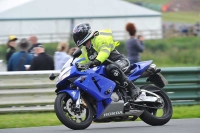 Mallory-park-Leicestershire;Mallory-park-photographs;Motorcycle-action-photographs;classic-bikes;event-digital-images;eventdigitalimages;mallory-park;no-limits-trackday;peter-wileman-photography;vintage-bikes;vintage-motorcycles;vmcc-festival-1000-bikes