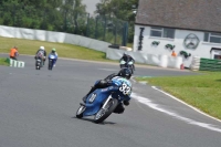 Mallory-park-Leicestershire;Mallory-park-photographs;Motorcycle-action-photographs;classic-bikes;event-digital-images;eventdigitalimages;mallory-park;no-limits-trackday;peter-wileman-photography;vintage-bikes;vintage-motorcycles;vmcc-festival-1000-bikes