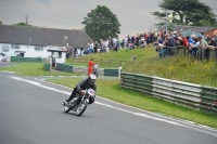 Mallory-park-Leicestershire;Mallory-park-photographs;Motorcycle-action-photographs;classic-bikes;event-digital-images;eventdigitalimages;mallory-park;no-limits-trackday;peter-wileman-photography;vintage-bikes;vintage-motorcycles;vmcc-festival-1000-bikes