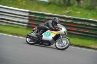 Mallory-park-Leicestershire;Mallory-park-photographs;Motorcycle-action-photographs;classic-bikes;event-digital-images;eventdigitalimages;mallory-park;no-limits-trackday;peter-wileman-photography;vintage-bikes;vintage-motorcycles;vmcc-festival-1000-bikes