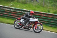 Mallory-park-Leicestershire;Mallory-park-photographs;Motorcycle-action-photographs;classic-bikes;event-digital-images;eventdigitalimages;mallory-park;no-limits-trackday;peter-wileman-photography;vintage-bikes;vintage-motorcycles;vmcc-festival-1000-bikes