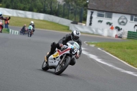 Mallory-park-Leicestershire;Mallory-park-photographs;Motorcycle-action-photographs;classic-bikes;event-digital-images;eventdigitalimages;mallory-park;no-limits-trackday;peter-wileman-photography;vintage-bikes;vintage-motorcycles;vmcc-festival-1000-bikes