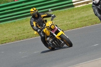 Mallory-park-Leicestershire;Mallory-park-photographs;Motorcycle-action-photographs;classic-bikes;event-digital-images;eventdigitalimages;mallory-park;no-limits-trackday;peter-wileman-photography;vintage-bikes;vintage-motorcycles;vmcc-festival-1000-bikes