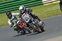 Mallory-park-Leicestershire;Mallory-park-photographs;Motorcycle-action-photographs;classic-bikes;event-digital-images;eventdigitalimages;mallory-park;no-limits-trackday;peter-wileman-photography;vintage-bikes;vintage-motorcycles;vmcc-festival-1000-bikes