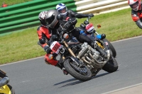 Mallory-park-Leicestershire;Mallory-park-photographs;Motorcycle-action-photographs;classic-bikes;event-digital-images;eventdigitalimages;mallory-park;no-limits-trackday;peter-wileman-photography;vintage-bikes;vintage-motorcycles;vmcc-festival-1000-bikes