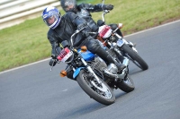 Mallory-park-Leicestershire;Mallory-park-photographs;Motorcycle-action-photographs;classic-bikes;event-digital-images;eventdigitalimages;mallory-park;no-limits-trackday;peter-wileman-photography;vintage-bikes;vintage-motorcycles;vmcc-festival-1000-bikes