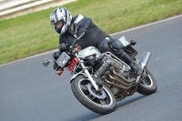 Mallory-park-Leicestershire;Mallory-park-photographs;Motorcycle-action-photographs;classic-bikes;event-digital-images;eventdigitalimages;mallory-park;no-limits-trackday;peter-wileman-photography;vintage-bikes;vintage-motorcycles;vmcc-festival-1000-bikes