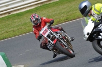 Mallory-park-Leicestershire;Mallory-park-photographs;Motorcycle-action-photographs;classic-bikes;event-digital-images;eventdigitalimages;mallory-park;no-limits-trackday;peter-wileman-photography;vintage-bikes;vintage-motorcycles;vmcc-festival-1000-bikes