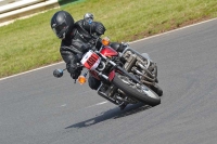 Mallory-park-Leicestershire;Mallory-park-photographs;Motorcycle-action-photographs;classic-bikes;event-digital-images;eventdigitalimages;mallory-park;no-limits-trackday;peter-wileman-photography;vintage-bikes;vintage-motorcycles;vmcc-festival-1000-bikes