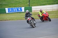 Mallory-park-Leicestershire;Mallory-park-photographs;Motorcycle-action-photographs;classic-bikes;event-digital-images;eventdigitalimages;mallory-park;no-limits-trackday;peter-wileman-photography;vintage-bikes;vintage-motorcycles;vmcc-festival-1000-bikes