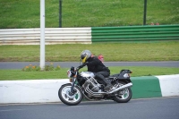 Mallory-park-Leicestershire;Mallory-park-photographs;Motorcycle-action-photographs;classic-bikes;event-digital-images;eventdigitalimages;mallory-park;no-limits-trackday;peter-wileman-photography;vintage-bikes;vintage-motorcycles;vmcc-festival-1000-bikes