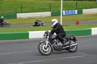 Mallory-park-Leicestershire;Mallory-park-photographs;Motorcycle-action-photographs;classic-bikes;event-digital-images;eventdigitalimages;mallory-park;no-limits-trackday;peter-wileman-photography;vintage-bikes;vintage-motorcycles;vmcc-festival-1000-bikes