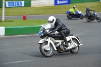 Mallory-park-Leicestershire;Mallory-park-photographs;Motorcycle-action-photographs;classic-bikes;event-digital-images;eventdigitalimages;mallory-park;no-limits-trackday;peter-wileman-photography;vintage-bikes;vintage-motorcycles;vmcc-festival-1000-bikes