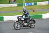 Mallory-park-Leicestershire;Mallory-park-photographs;Motorcycle-action-photographs;classic-bikes;event-digital-images;eventdigitalimages;mallory-park;no-limits-trackday;peter-wileman-photography;vintage-bikes;vintage-motorcycles;vmcc-festival-1000-bikes