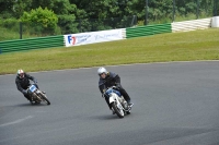 Mallory-park-Leicestershire;Mallory-park-photographs;Motorcycle-action-photographs;classic-bikes;event-digital-images;eventdigitalimages;mallory-park;no-limits-trackday;peter-wileman-photography;vintage-bikes;vintage-motorcycles;vmcc-festival-1000-bikes