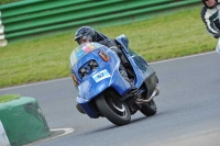 Mallory-park-Leicestershire;Mallory-park-photographs;Motorcycle-action-photographs;classic-bikes;event-digital-images;eventdigitalimages;mallory-park;no-limits-trackday;peter-wileman-photography;vintage-bikes;vintage-motorcycles;vmcc-festival-1000-bikes