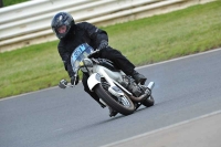 Mallory-park-Leicestershire;Mallory-park-photographs;Motorcycle-action-photographs;classic-bikes;event-digital-images;eventdigitalimages;mallory-park;no-limits-trackday;peter-wileman-photography;vintage-bikes;vintage-motorcycles;vmcc-festival-1000-bikes