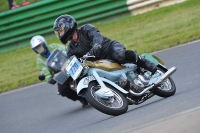 Mallory-park-Leicestershire;Mallory-park-photographs;Motorcycle-action-photographs;classic-bikes;event-digital-images;eventdigitalimages;mallory-park;no-limits-trackday;peter-wileman-photography;vintage-bikes;vintage-motorcycles;vmcc-festival-1000-bikes