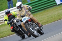 Mallory-park-Leicestershire;Mallory-park-photographs;Motorcycle-action-photographs;classic-bikes;event-digital-images;eventdigitalimages;mallory-park;no-limits-trackday;peter-wileman-photography;vintage-bikes;vintage-motorcycles;vmcc-festival-1000-bikes