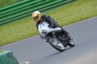 Mallory-park-Leicestershire;Mallory-park-photographs;Motorcycle-action-photographs;classic-bikes;event-digital-images;eventdigitalimages;mallory-park;no-limits-trackday;peter-wileman-photography;vintage-bikes;vintage-motorcycles;vmcc-festival-1000-bikes