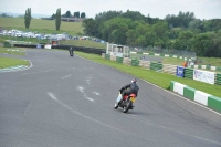 Mallory-park-Leicestershire;Mallory-park-photographs;Motorcycle-action-photographs;classic-bikes;event-digital-images;eventdigitalimages;mallory-park;no-limits-trackday;peter-wileman-photography;vintage-bikes;vintage-motorcycles;vmcc-festival-1000-bikes