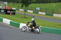 Mallory-park-Leicestershire;Mallory-park-photographs;Motorcycle-action-photographs;classic-bikes;event-digital-images;eventdigitalimages;mallory-park;no-limits-trackday;peter-wileman-photography;vintage-bikes;vintage-motorcycles;vmcc-festival-1000-bikes