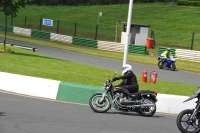 Mallory-park-Leicestershire;Mallory-park-photographs;Motorcycle-action-photographs;classic-bikes;event-digital-images;eventdigitalimages;mallory-park;no-limits-trackday;peter-wileman-photography;vintage-bikes;vintage-motorcycles;vmcc-festival-1000-bikes