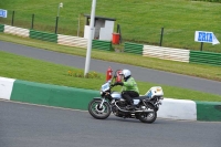 Mallory-park-Leicestershire;Mallory-park-photographs;Motorcycle-action-photographs;classic-bikes;event-digital-images;eventdigitalimages;mallory-park;no-limits-trackday;peter-wileman-photography;vintage-bikes;vintage-motorcycles;vmcc-festival-1000-bikes