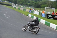 Mallory-park-Leicestershire;Mallory-park-photographs;Motorcycle-action-photographs;classic-bikes;event-digital-images;eventdigitalimages;mallory-park;no-limits-trackday;peter-wileman-photography;vintage-bikes;vintage-motorcycles;vmcc-festival-1000-bikes