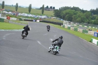 Mallory-park-Leicestershire;Mallory-park-photographs;Motorcycle-action-photographs;classic-bikes;event-digital-images;eventdigitalimages;mallory-park;no-limits-trackday;peter-wileman-photography;vintage-bikes;vintage-motorcycles;vmcc-festival-1000-bikes