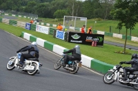 Mallory-park-Leicestershire;Mallory-park-photographs;Motorcycle-action-photographs;classic-bikes;event-digital-images;eventdigitalimages;mallory-park;no-limits-trackday;peter-wileman-photography;vintage-bikes;vintage-motorcycles;vmcc-festival-1000-bikes