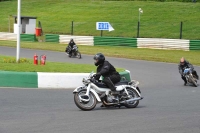 Mallory-park-Leicestershire;Mallory-park-photographs;Motorcycle-action-photographs;classic-bikes;event-digital-images;eventdigitalimages;mallory-park;no-limits-trackday;peter-wileman-photography;vintage-bikes;vintage-motorcycles;vmcc-festival-1000-bikes