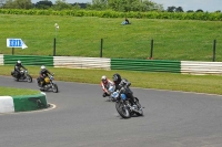 Mallory-park-Leicestershire;Mallory-park-photographs;Motorcycle-action-photographs;classic-bikes;event-digital-images;eventdigitalimages;mallory-park;no-limits-trackday;peter-wileman-photography;vintage-bikes;vintage-motorcycles;vmcc-festival-1000-bikes